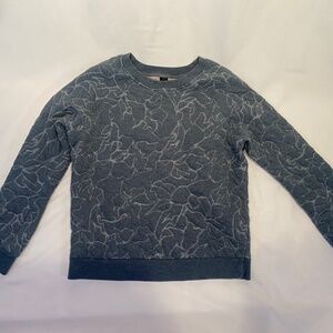 Prana Blue Grey Women’s Cozy Quilted Sweatshirt, size Medium